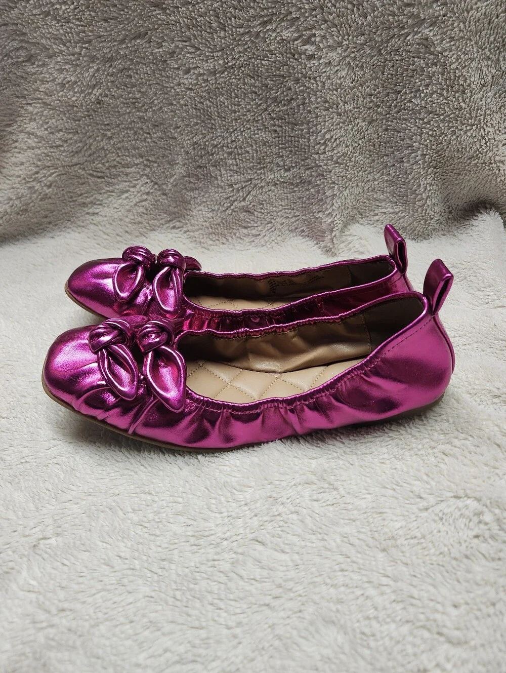 AEROSOLES shiny fuchsia